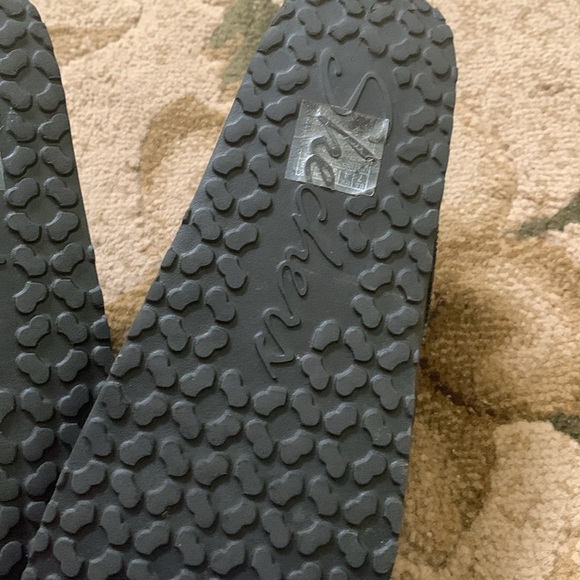Sketchers Luxe foam sandals Color Black - Picture 3 of 3